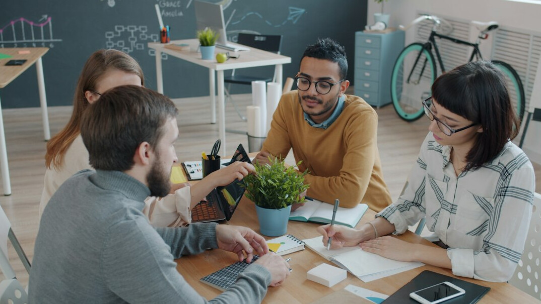 classroom discussion group